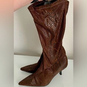 Snakeprint Brown Glam Stretchy Calf High Boots Highlights Size 9 NEW